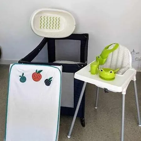 Maruja Moderna Casa Con Piscina