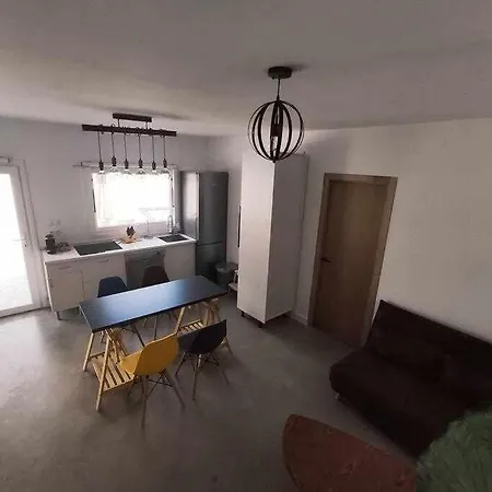 Maruja Moderna Casa Con Piscina Villa